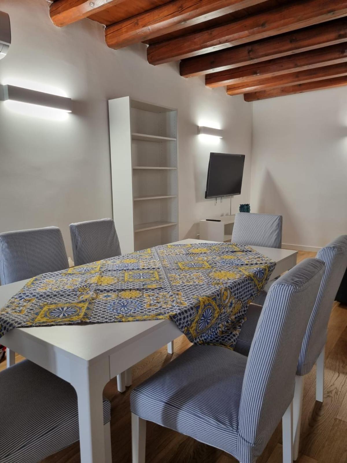 Casa Azzurra - Palazzo Del Buonpastore باليرمو المظهر الخارجي الصورة